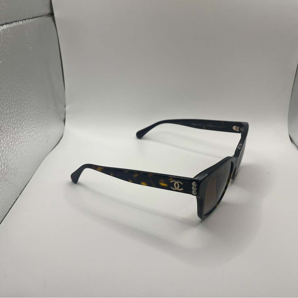 CHANEL, Polarized, Tortoise Sunglasses